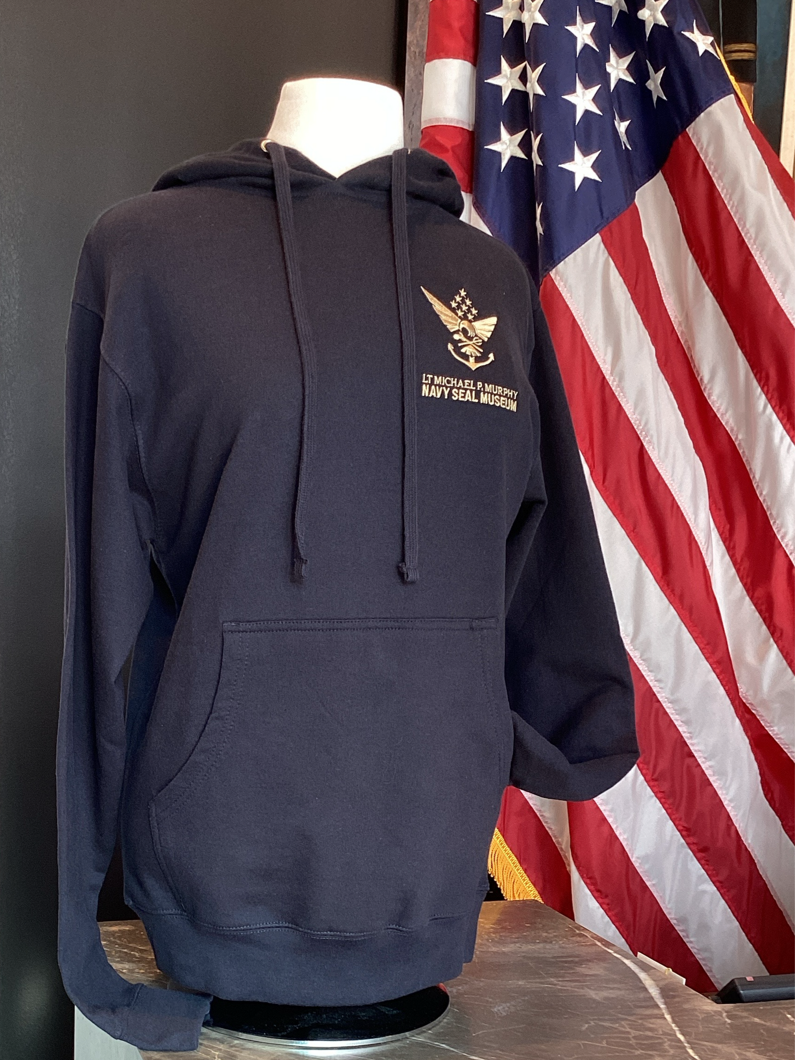 Sweatshirt Navy Blue w/Gold Embroidery Museum Logo