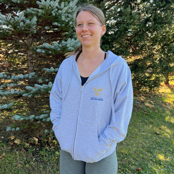 MurphMuseumZipHoodie-7778_600x